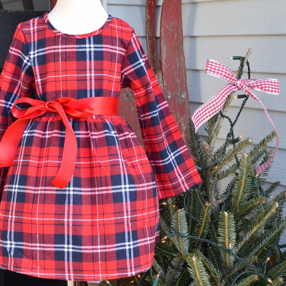 COPY - Red plaid flannel Christmas dress
